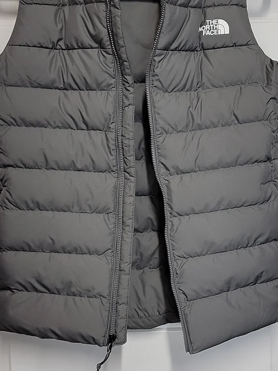 The North Face Aconcagua 3 Quilted Down Vest Womens Small - Picture 8 of 11